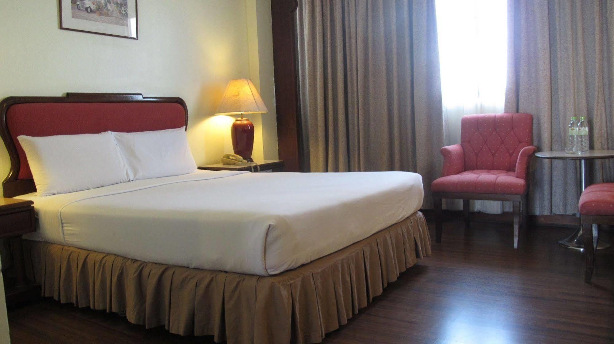Lee Gardens Hotel Hat Yai Dış mekan fotoğraf